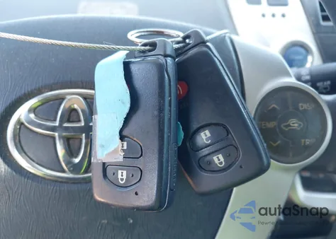 2014 Toyota Prius V Two from USA, damaged, VIN JTDZN3EU6E3309340